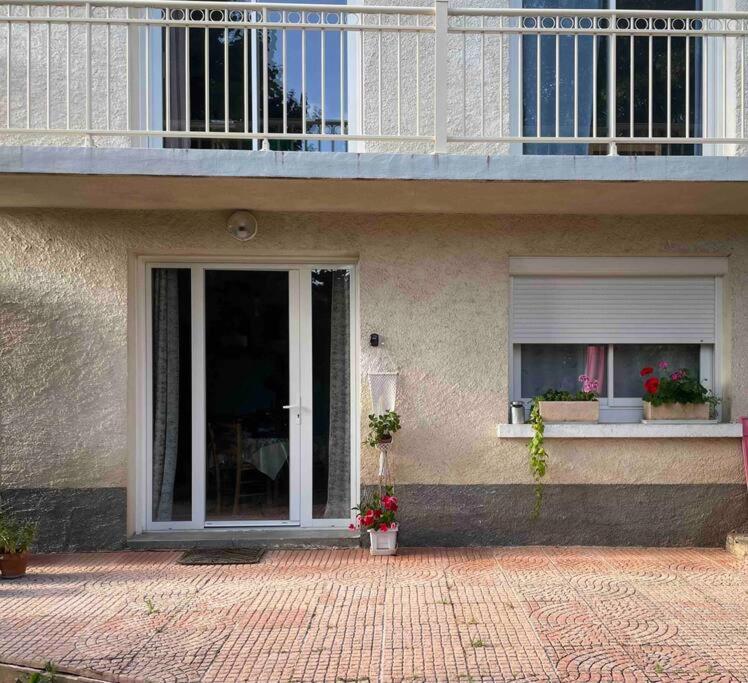 Logement Au Calme Pres D'Aurillac Sansac-de-Marmiesse Exterior photo